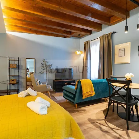 Casina De Santa Ana I By Silastur * Siero